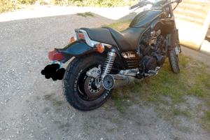 Yamaha VMAX - 1998