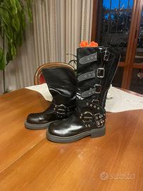 Stivali neri rock