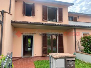 Villa a schiera Barga [UG513MDVRG]