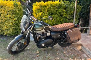 Triumph Street scrambler 900