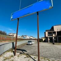 INSEGNA  ILLUMINATA 5 metri X 1