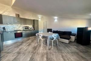 Prestigioso Appartamento finemente Arredato 90 mq