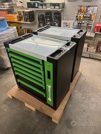 Carrello portautensili pieno