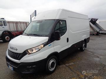 IVECO DAILY 35S16 FURGONE PASSO MEDIO TETTO ALTO