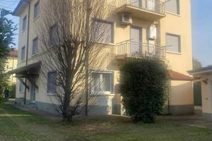 Appartamento di 114 m² con 3 locali e box auto a R