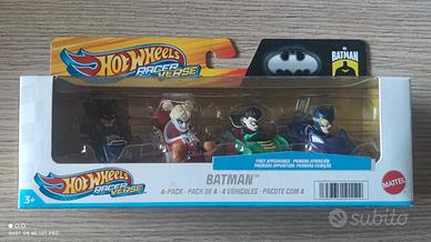 Hot Wheels Racer Verse Batman 4 pack