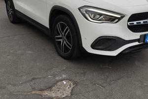 Mercedes-benz GLA 200 d Automatic Executive