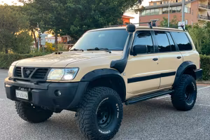Nissan Patrol Y61  2.8  - leggere bene