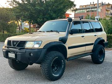 Nissan Patrol Y61  2.8  - leggere bene
