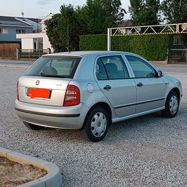 Skoda Fabia  danneggiata 