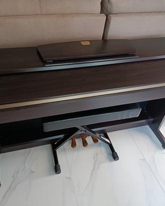Pianoforte elettrico Yamaha Clavinova 