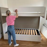 Struttura letto a castello con gradini contenitori