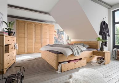 Camera in legno massiccio