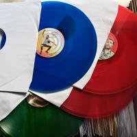 Bella collezione di Album in vinile e CD nuovi 