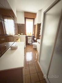 3 LOCALI A PESCHIERA BORROMEO