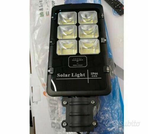 Lampione Stradale Solare LED 600W con Telecomando