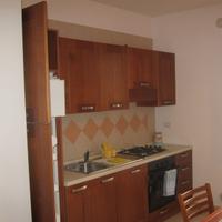 Appartamento ammobiliato con box a Lecce