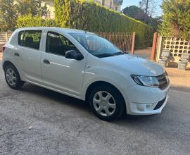 Dacia Sandero 1.2 GPL 75CV Lauréate Garantita
