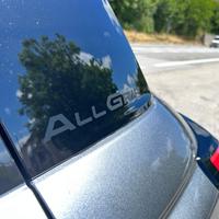 SUZUKI Swift 1.2 Hybrid 4X4 AllGrip Top