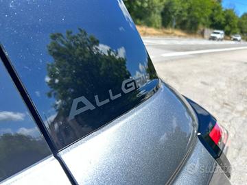 SUZUKI Swift 1.2 Hybrid 4X4 AllGrip Top