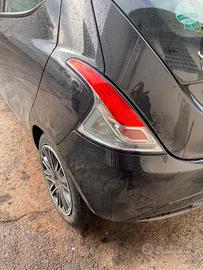 lancia ypsilon 1200 gold gpl