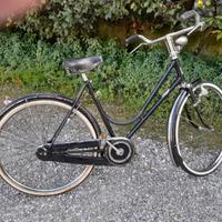 Bicicletta Bianchi donna freni a bacchetta