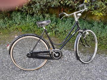 Bicicletta Bianchi donna freni a bacchetta