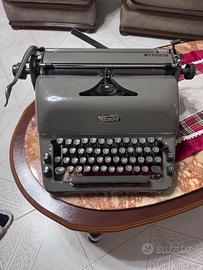 Macchina da scrivere