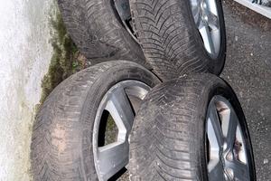 gomme con cerchi in lega Audi