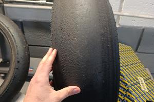 Pirelli Diablo Superbike SC1 