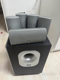 Subwoofer attivo JBL SUB140/230