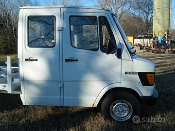 Mercedes Benz 308 diesel cassonato