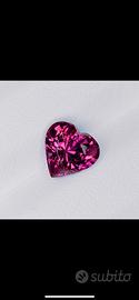 Spinello Naturale 2,56 ct Cuore certificato IGI