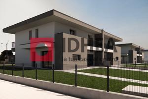 VILLA BIFAMILIARE DI NUOVA COSTRUZIONE PONZANO