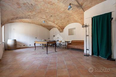 CASA INDIPENDENTE A ISOLA D'ASTI