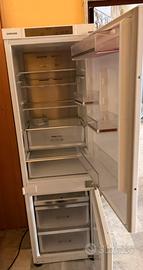 Frigorifero da incastro 70€