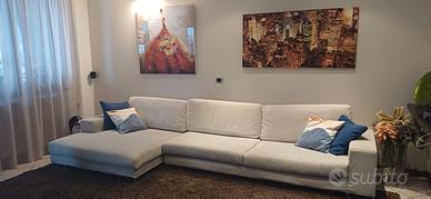 Divano comodo e robusto