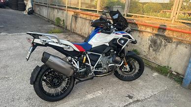 bmw gs 1250 carene triple blak e hp cerchi a ragg