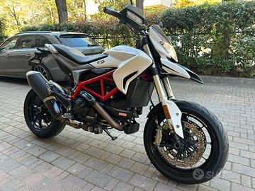 Ducati hypermotard 939
