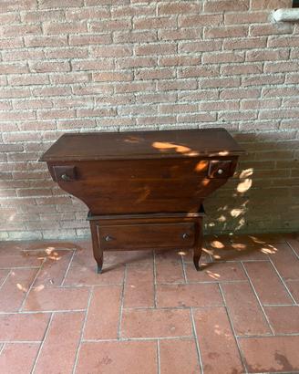 Mobile antica madia