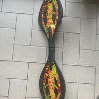 Skateboard cruiser con ruota di scorta