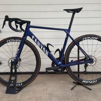Bici da corsa bdc road bike Canyon ultimate CFR