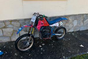 Moto cross ragazzo non funzionante
