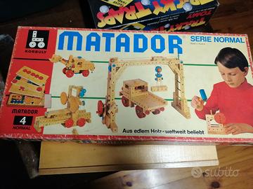 Giocattoli di legno per infanzia e non