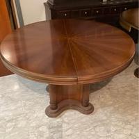 Tavolo rotondo in legno allungabile