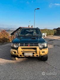 Mitsubishi Pajero 2.8 TDI Metal-top S.S. GLS Targe