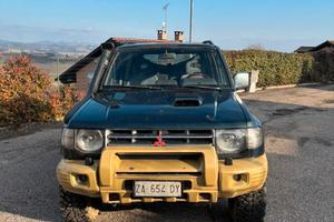 Mitsubishi Pajero 2.8 TDI Metal-top S.S. GLS Targe