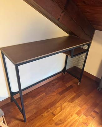 Tavolo per PC portatile  IKEA
