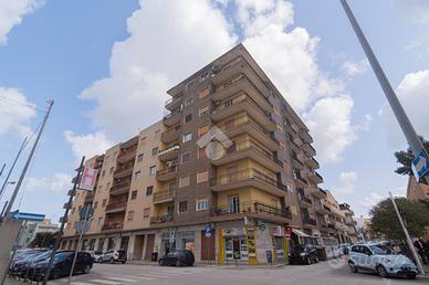4 LOCALI A CONVERSANO