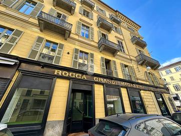 NEGOZIO A TORINO